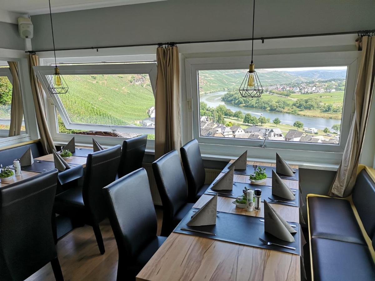 Hotel Restaurant Wuerzig In Ürzig Exteriér fotografie