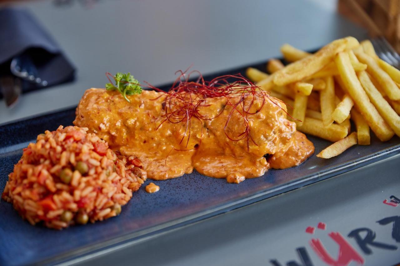 Hotel Restaurant Wuerzig In Ürzig Exteriér fotografie