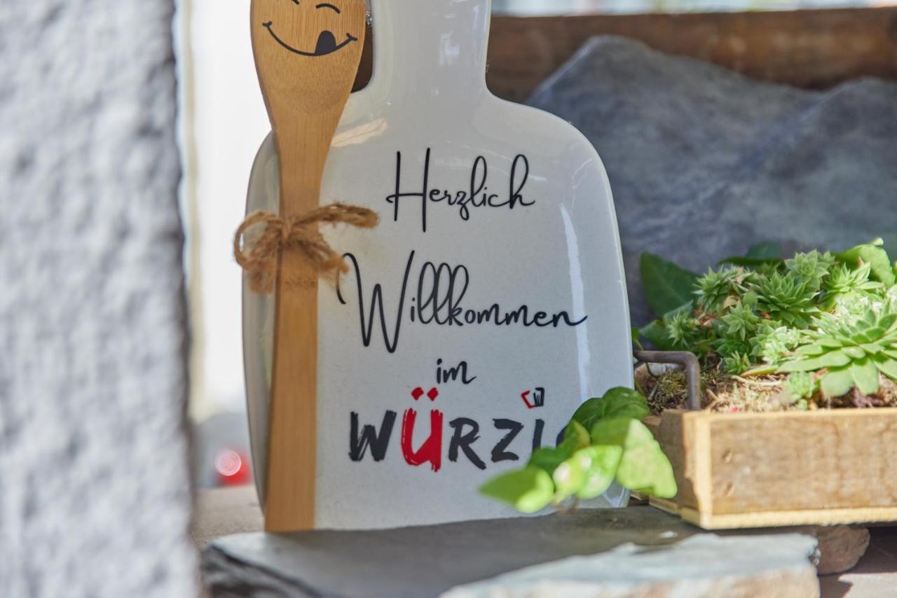 Hotel Restaurant Wuerzig In Ürzig Exteriér fotografie