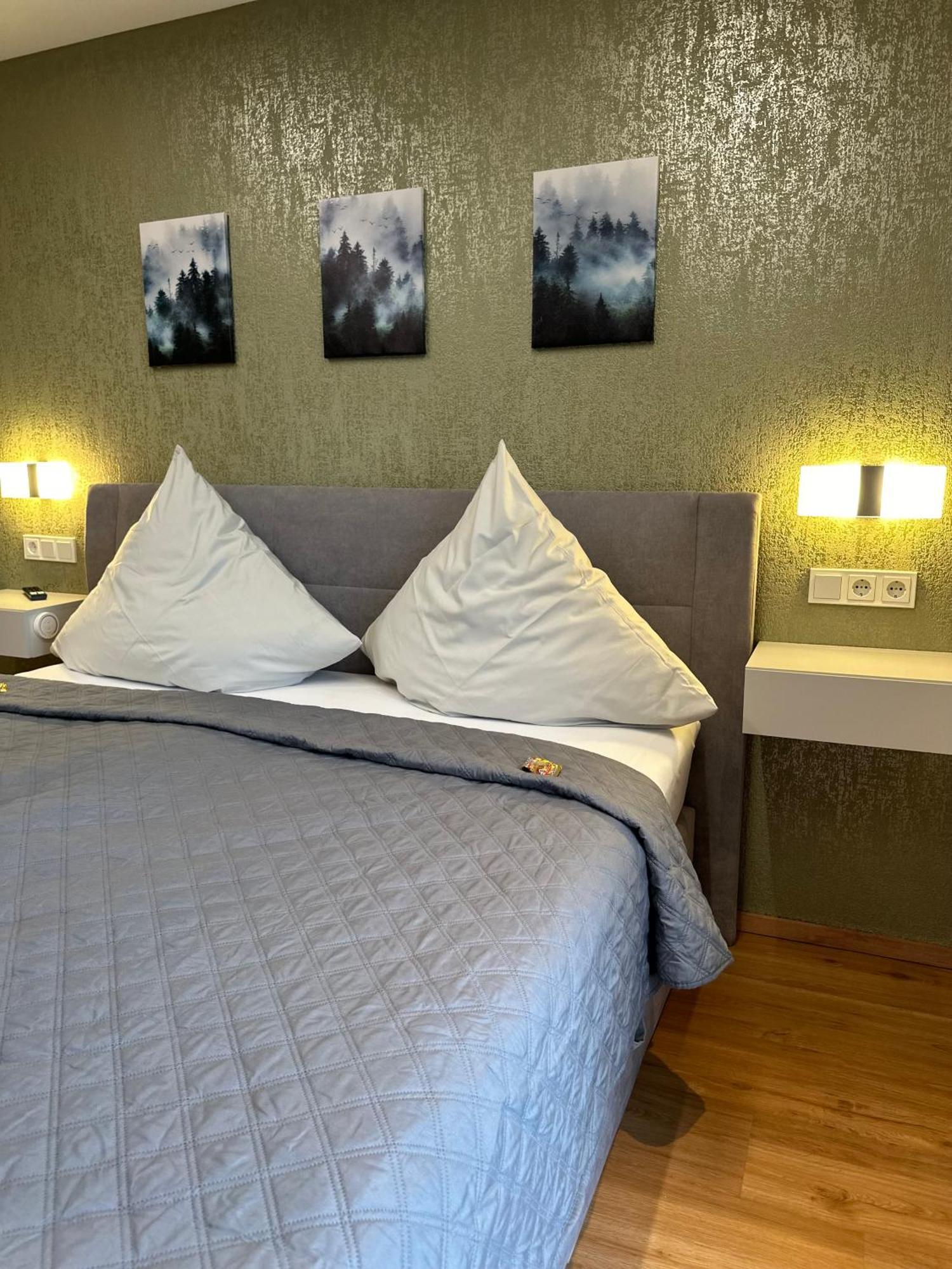 Hotel Restaurant Wuerzig In Ürzig Exteriér fotografie